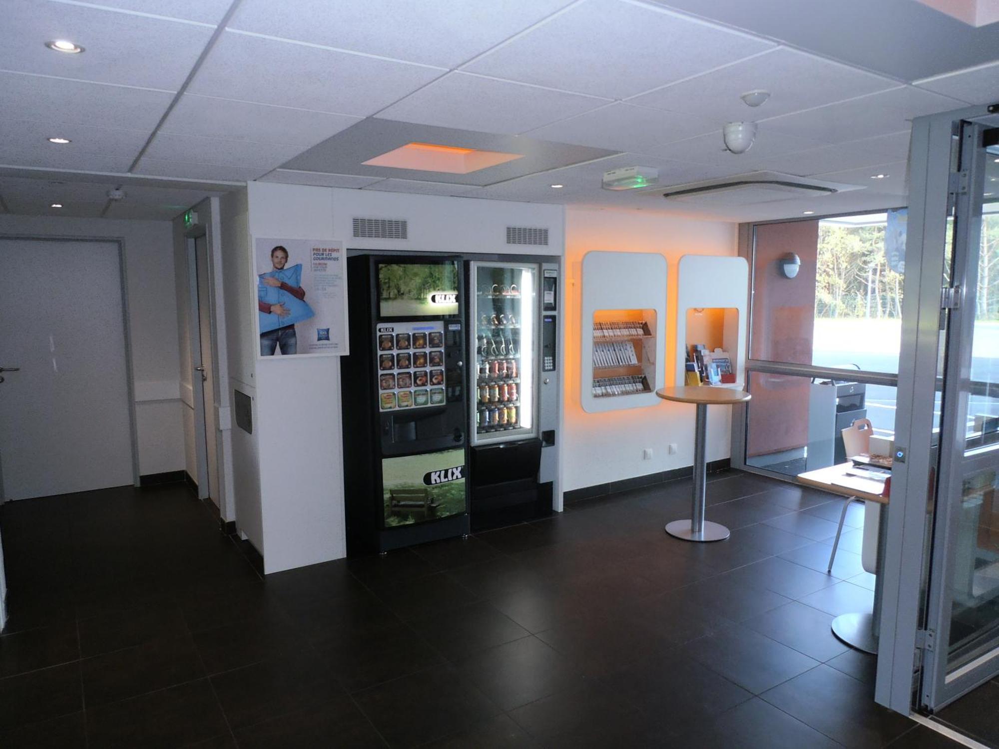 Ibis Budget Romorantin Eksteriør bilde